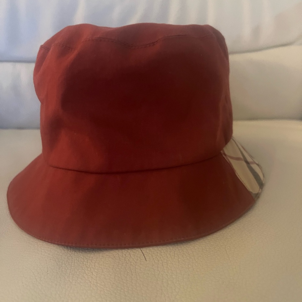 Burberry burgundy bucket hat - Picture 3 of 11